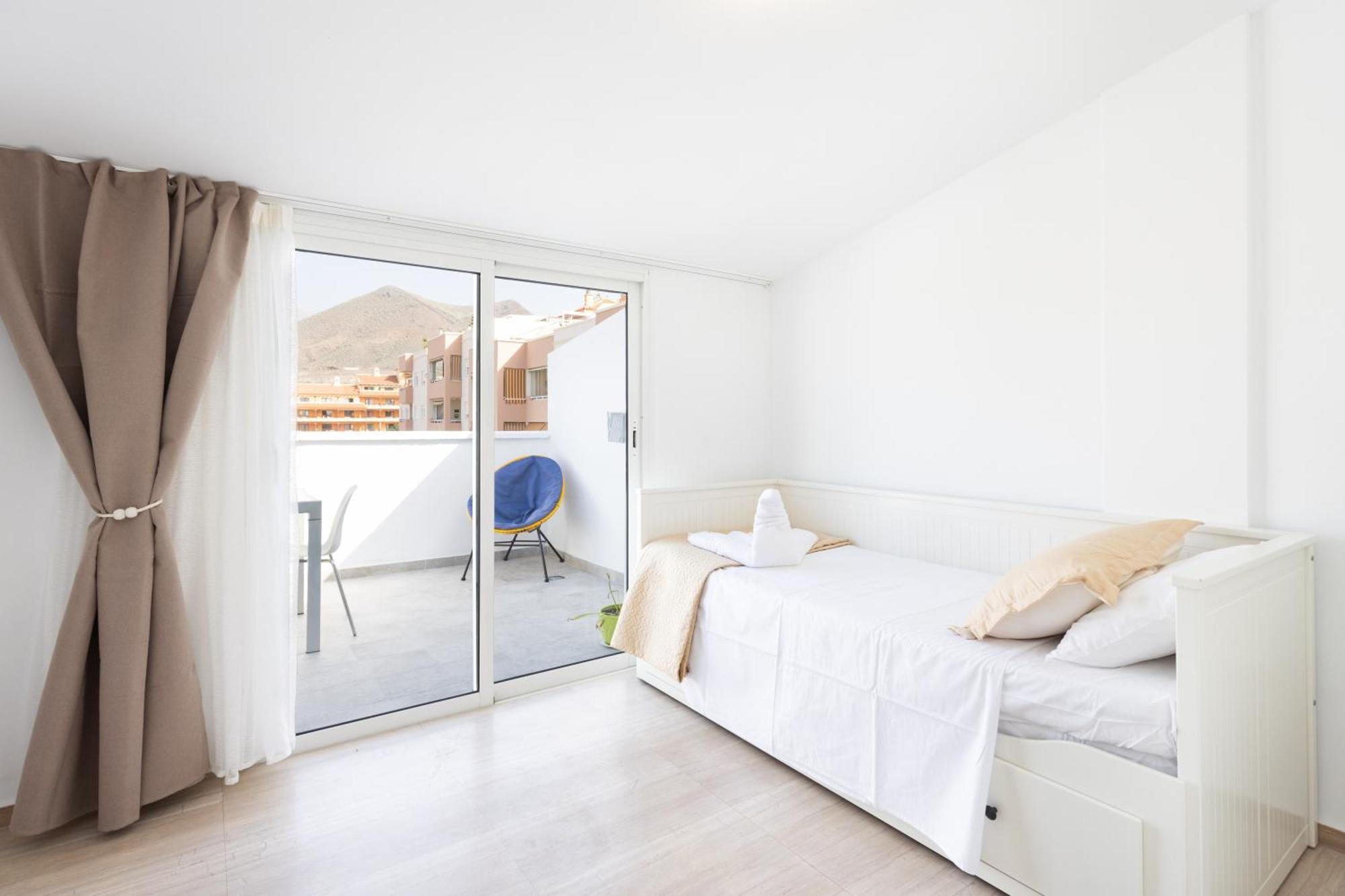 Emily Residencial Apartment Los Cristianos (Tenerife)