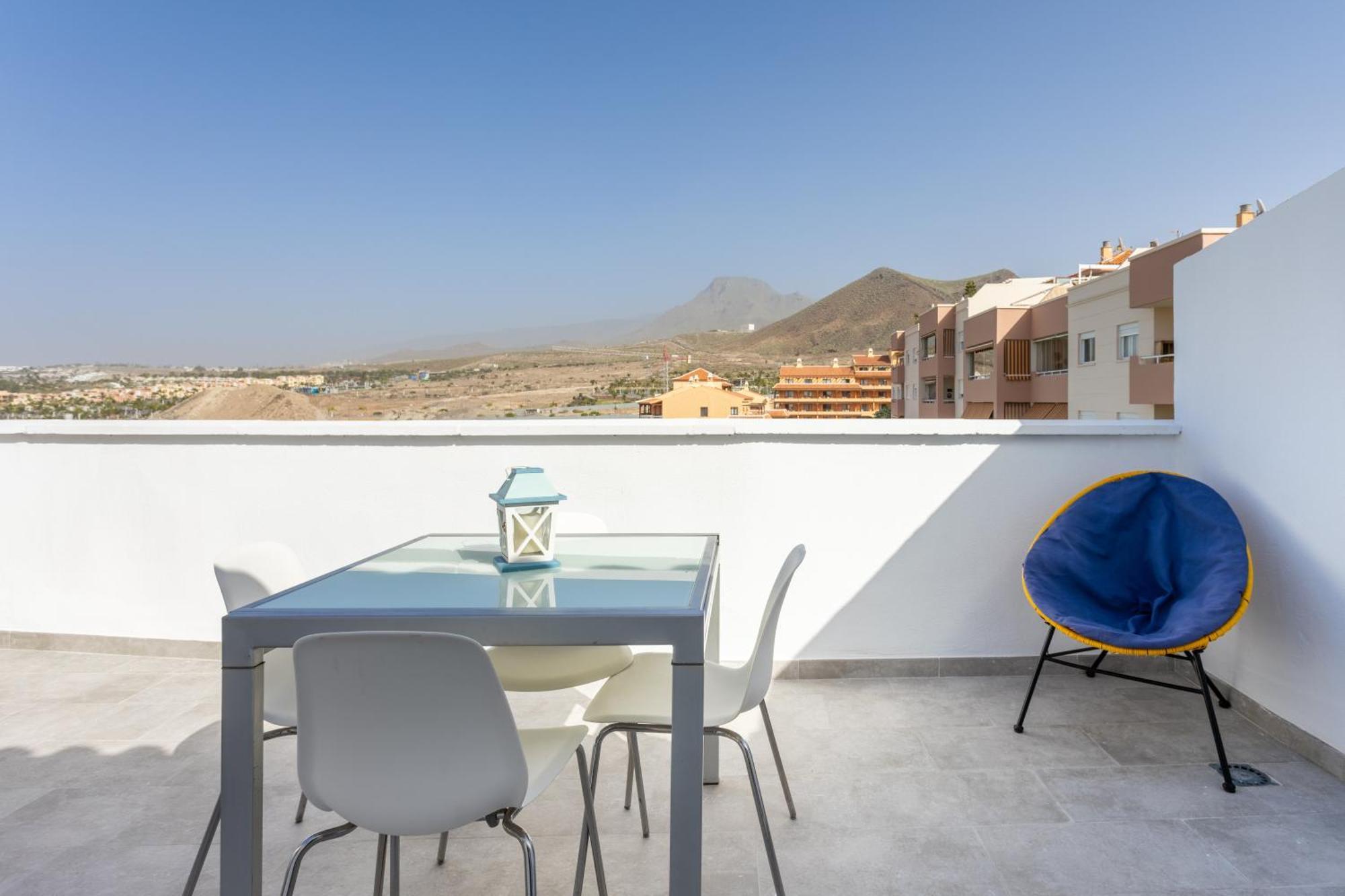 Emily Residencial Los Cristianos (Tenerife)